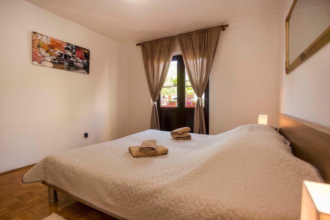 Appartement Vili Apartment